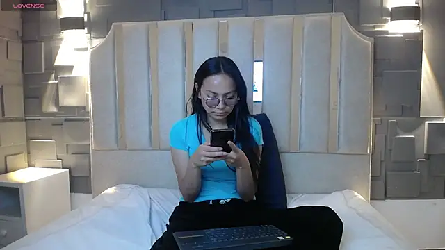 katalina07 1 online show from 03/15/26, 02:56