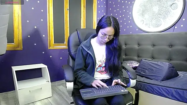 katalina07 1 online show from 06/19/26, 03:16