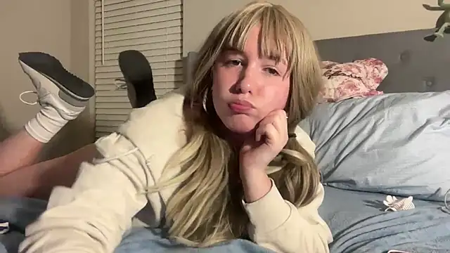 anamira1 online show from 03/11/26, 01:33