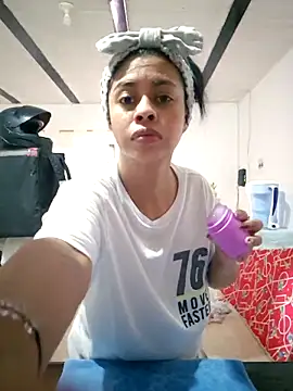 Snapshot of daliataleboficiall chatting on 10/14/25, 05:14 daliataleboficiall online show from 10/14/25, 05:14