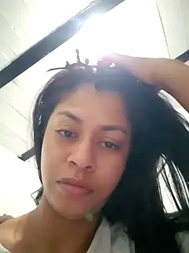 Snapshot of daliataleboficiall chatting on 11/18/25, 02:54 daliataleboficiall online show from 11/18/25, 02:54