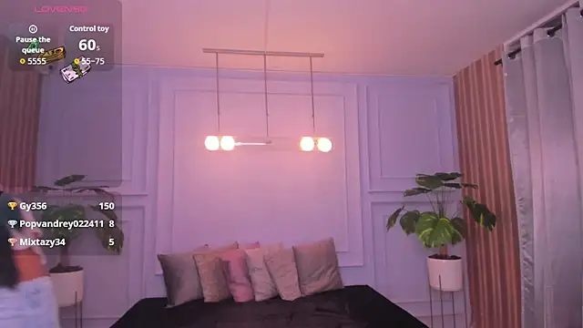 Snapshot of keytinthomson_ chatting on 03/01/26, 04:14 keytinthomson online show from 03/01/26, 04:14