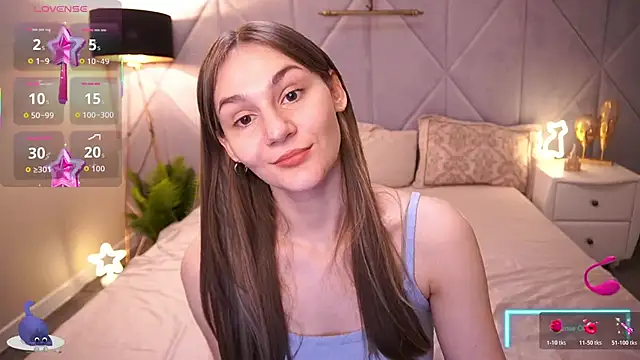 Snapshot of DiamondGoldie chatting on 11/06/25, 02:07 DiamondGoldie online show from 11/06/25, 02:07