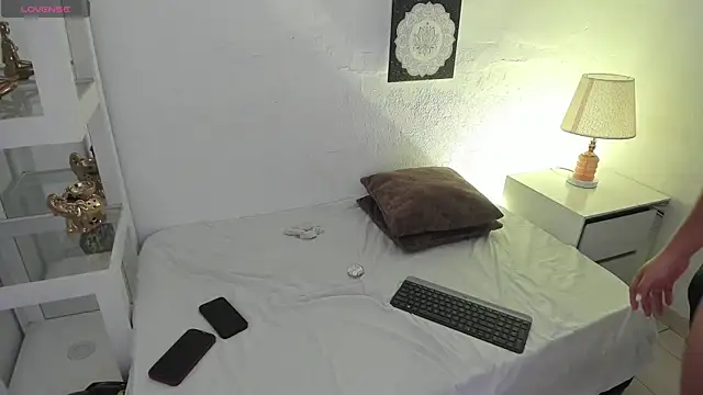 Snapshot of MafeStar777 chatting on 11/27/25, 02:41 MafeStar777 online show from 11/27/25, 02:41