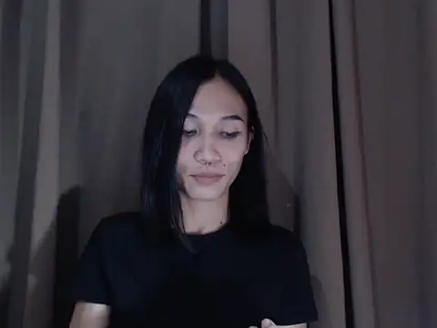 Urfucking khloe1 online show from 02/13/26, 12:23