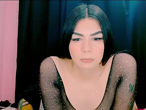  crystal23  online show from 02/01/26, 05:28