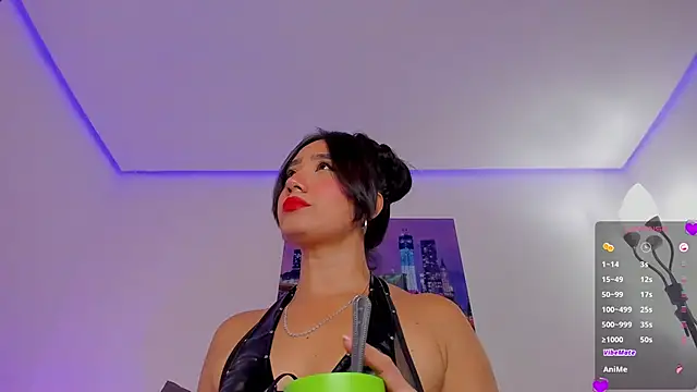 eva rain  online show from 11/13/25, 04:00