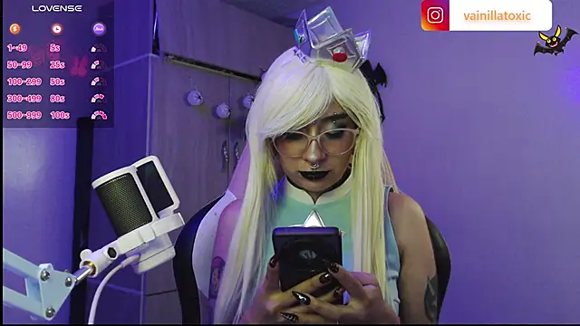 vainilla doll online show from 10/03/25, 01:24