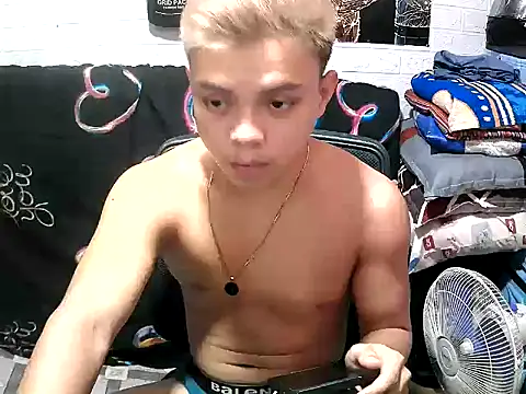 Pinoy slutcummer69 online show from 06/18/26, 02:34
