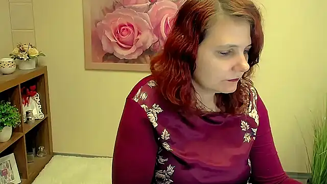 Snapshot of TwoBigSuns chatting on 10/09/25, 07:17 TwoBigSuns online show from 10/09/25, 07:17