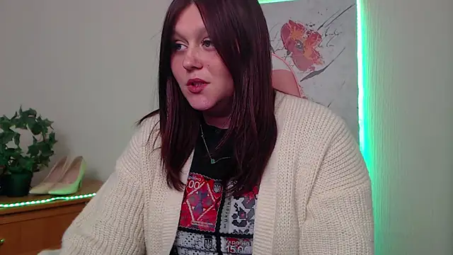 Alisawoods  online show from 04/28/26, 12:32