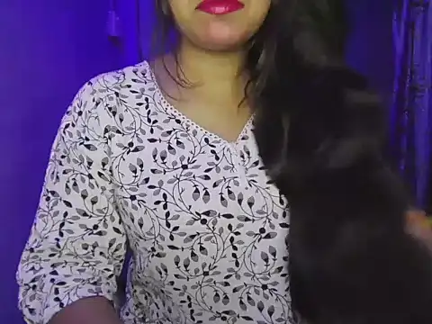 Snapshot of Naina_007 chatting on 10/14/25, 05:58 Naina 007 online show from 10/14/25, 05:58