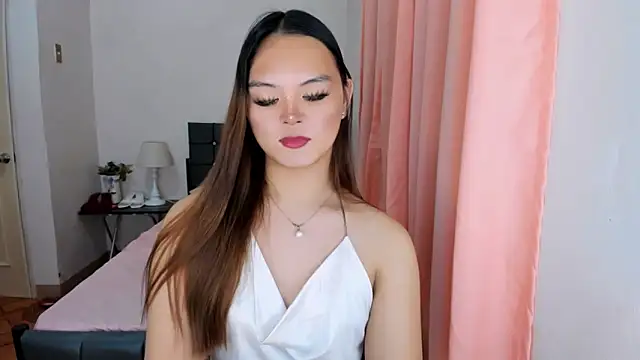 Snapshot of ameliamaureen chatting on 09/13/25, 05:24 ameliamaureen online show from 09/13/25, 05:24