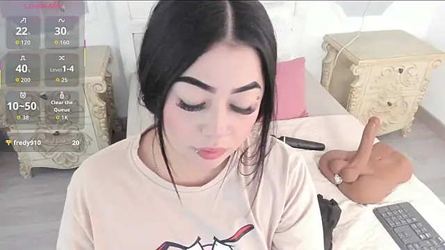 MeganStar   online show from 10/22/25, 12:16