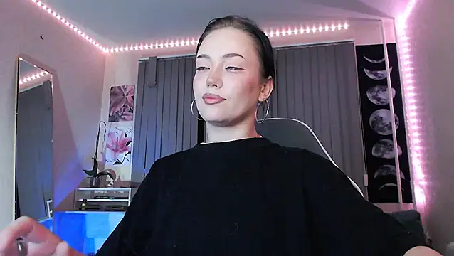 cutefrendlyuser online show from 06/10/26, 09:14