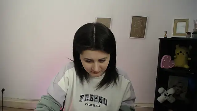 Katrin kiss  online show from 03/25/26, 01:06