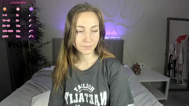 Luna G0ld online show from 09/25/25, 11:41