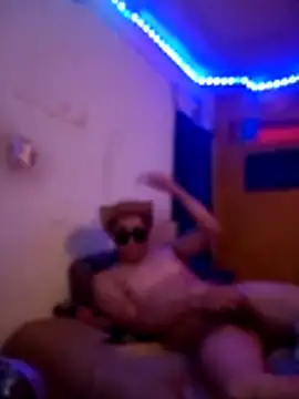 Juniorharo1982 online show from 01/16/26, 08:40