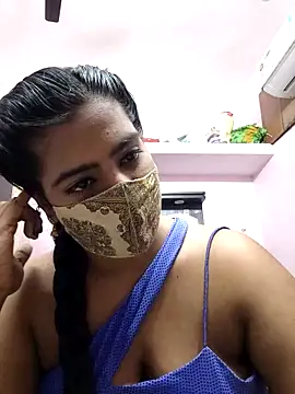 Tamil-Meenu12 online show from 12/18/25, 05:24