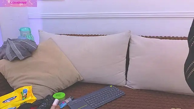 Daisy Price online show from 04/04/26, 10:35