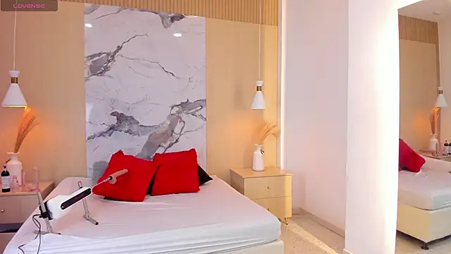 DollyBrowncc online show from 09/16/25, 04:02