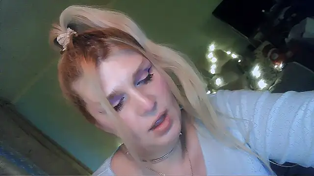 TsPostophere online show from 02/10/25, 01:55