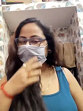 nisha 1110 online show from 11/12/25, 03:23