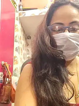 nisha 1110 online show from 11/17/25, 01:39