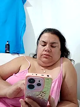 yaneth  online show from 10/19/25, 11:11