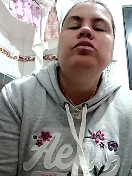 yaneth  online show from 10/19/25, 11:16