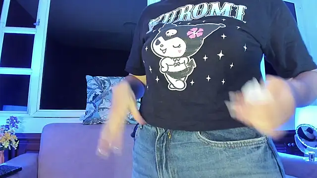 harimoon1 online show from 10/29/25, 12:24