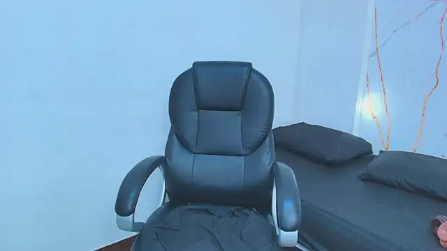 Karla hilton1 online show from 11/20/25, 11:43