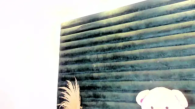 LiliCarterm online show from 04/01/26, 12:33