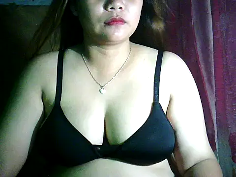 yuana25 online show from 01/12/26, 07:24