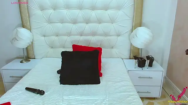 WildScarlet online show from 02/07/25, 04:24