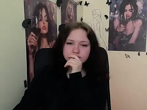 LadyAlice  online show from 04/27/26, 06:11