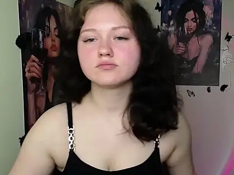 LadyAlice  online show from 05/16/26, 06:21