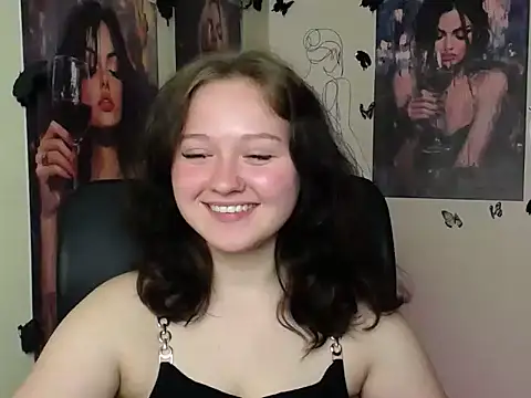 LadyAlice  online show from 05/22/26, 05:58