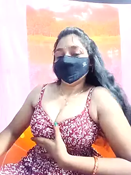 hotsana79 online show from 09/21/25, 08:21