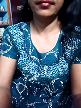 hotsana79 online show from 12/01/25, 12:04