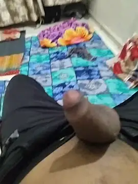 dhruve2010 online show from 12/21/25, 04:03