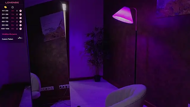 Snapshot of Morvelyn chatting on 10/10/25, 05:56 Morvelyn online show from 10/10/25, 05:56