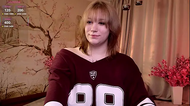 Snapshot of Morvelyn chatting on 11/18/25, 04:44 Morvelyn online show from 11/18/25, 04:44