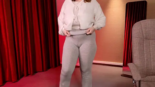 Snapshot of Morvelyn chatting on 11/29/25, 06:00 Morvelyn online show from 11/29/25, 06:00