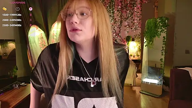 Morvelyn online show from 03/13/26, 09:32