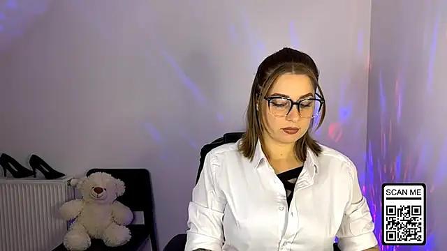 Snapshot of Ruthless_111 chatting on 10/16/25, 05:25 Ruthless 111 online show from 10/16/25, 05:25