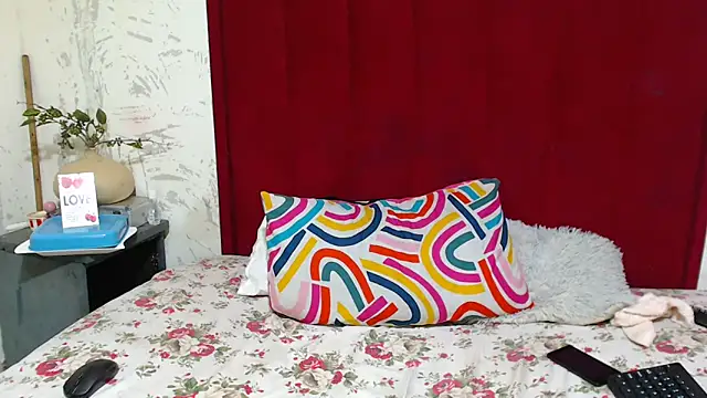 SexyChantyBabe25 online show from 09/11/25, 08:31