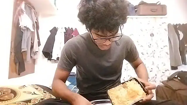 Rahulisagoodguy online show from 12/18/25, 11:38