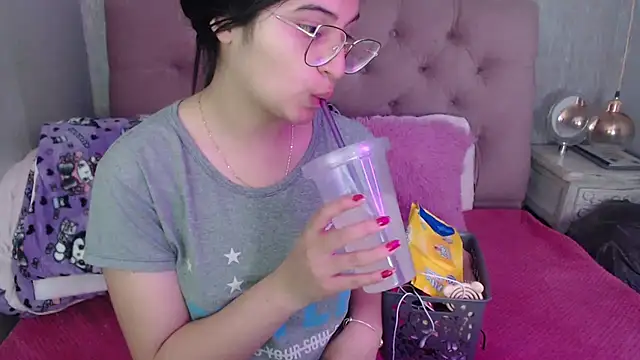 laurenelove online show from 10/09/25, 12:52