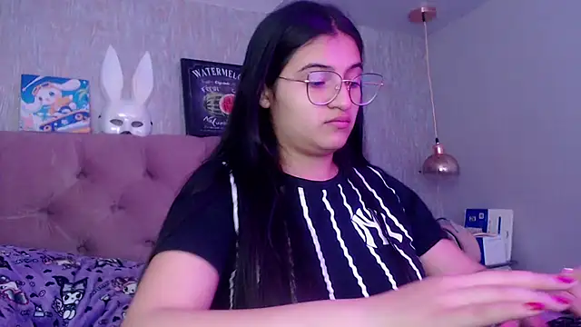 laurenelove online show from 11/15/25, 02:53